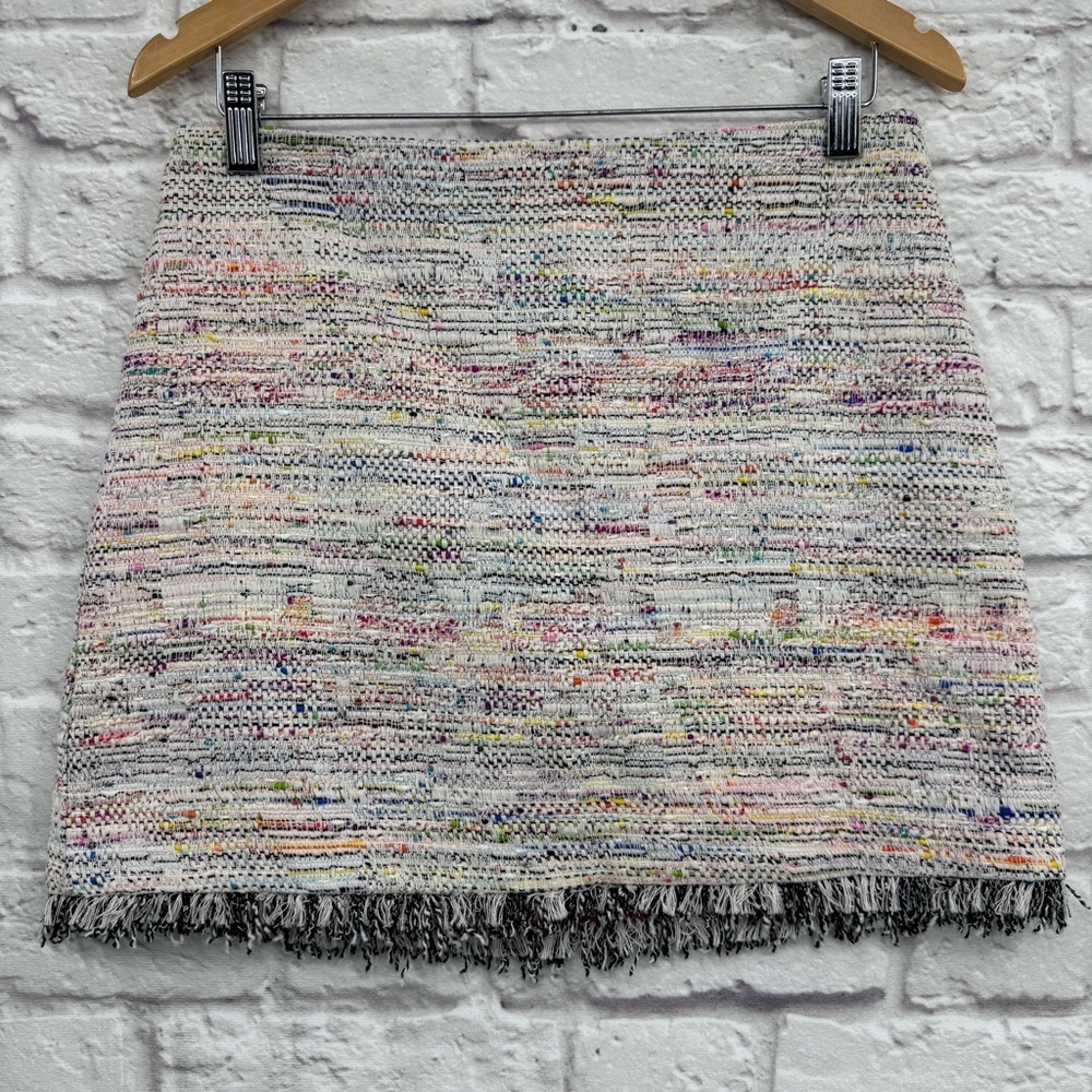 Trina Turk Multicolor Tweed Fringe Mini Skirt Size 4 Preppy Stylish Texture